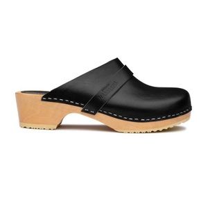 Swedish Hasbeens Black Swedish Husband Clog. EU 37 (US 7)